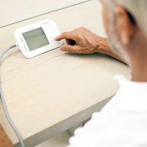 Das Beurer BM 57 Bluetooth (R) Oberarm Blutdruckmessgerät2